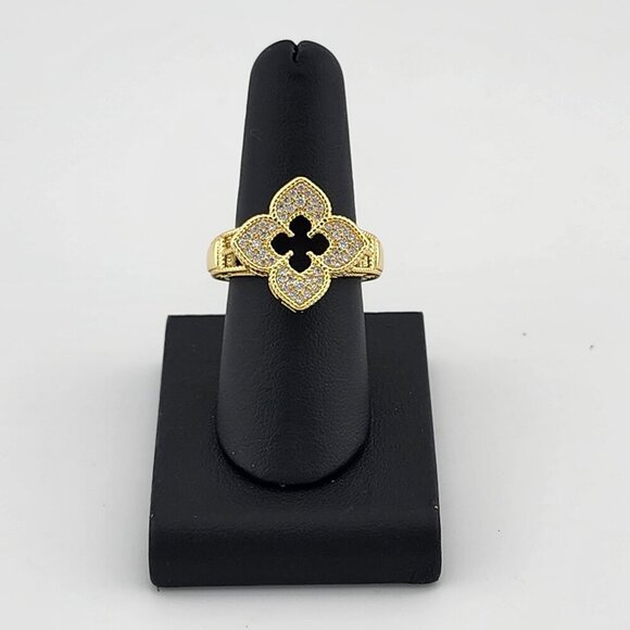 Brand New Gold Color  Clover Brass Ring - Picture 1 of 8